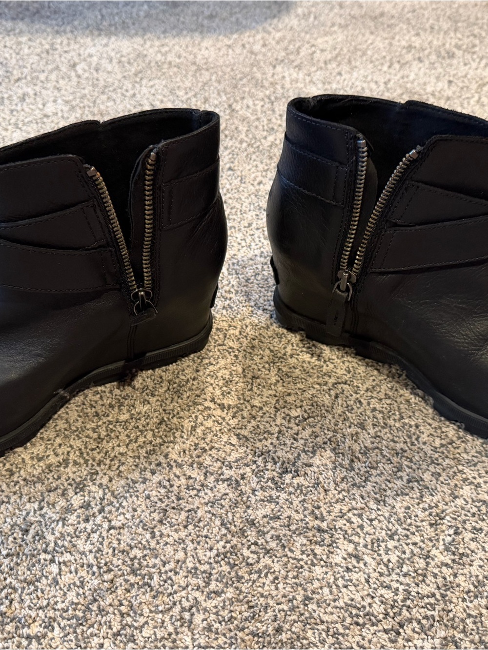 Sorel Black Leather Ankle Booties with Dual Buckle Straps - Picture 4 of 4